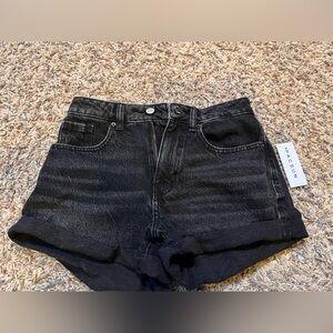 PacSun Black Mom Short